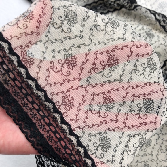 Free People Lotus Print Lace Top - Picture 5 of 7